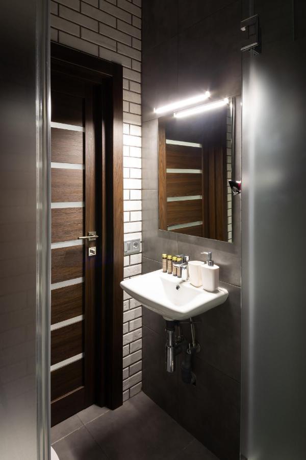 Lion King D1 Apartamento Lviv Exterior foto